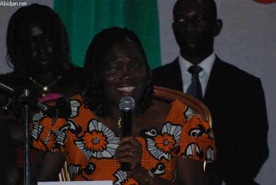 Amélioration de la santé et toilette des femmes : La serviette hygiénique présentée